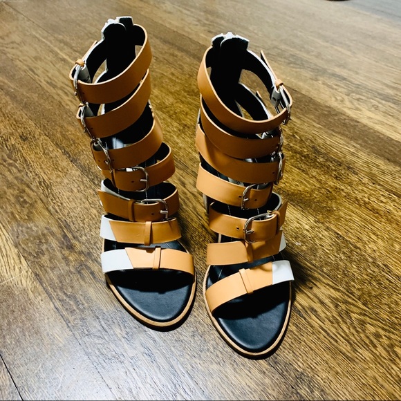 BALENCIAGA Leather Buckle Heels - Picture 3 of 8